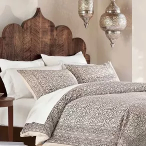 الطراز المغربي يميز غرفة النوم