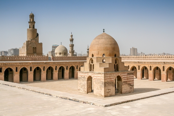 عناوين السياحة في مصر لهواة الآثار 