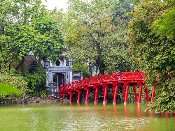 هانوي وجهة سياحية للذواقة وعشاق المغامرة