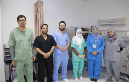 فريق طبي في مكة ينجح في استئصال ورم ضخم من عين معمر