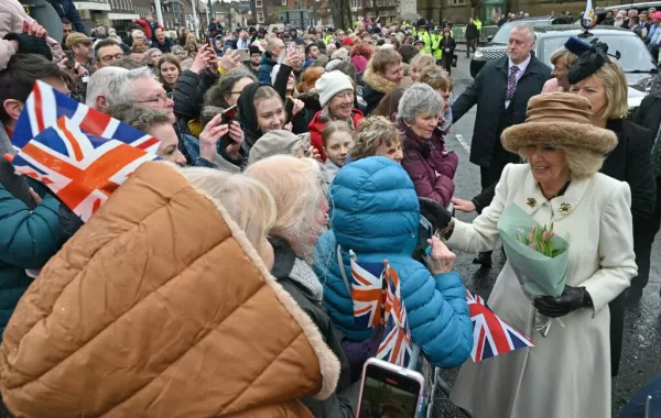 الملكة كاميلا Queen Camilla  في فعالية "خميس العهد" (مصدر الصورة: JUSTIN TALLIS / POOL / AFP)