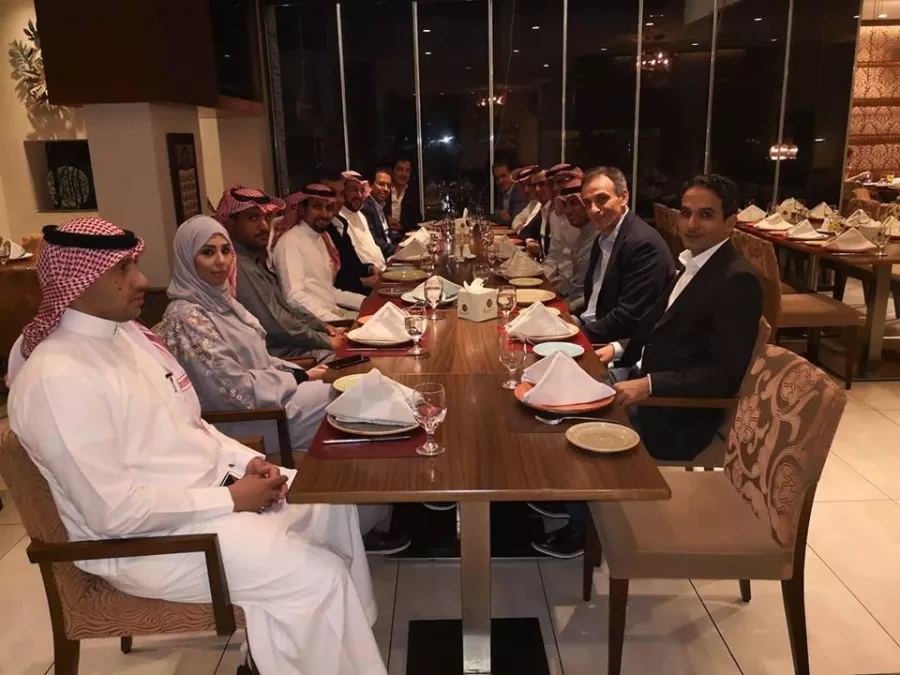 الوفد السعودي من حفل العشاء.jpg