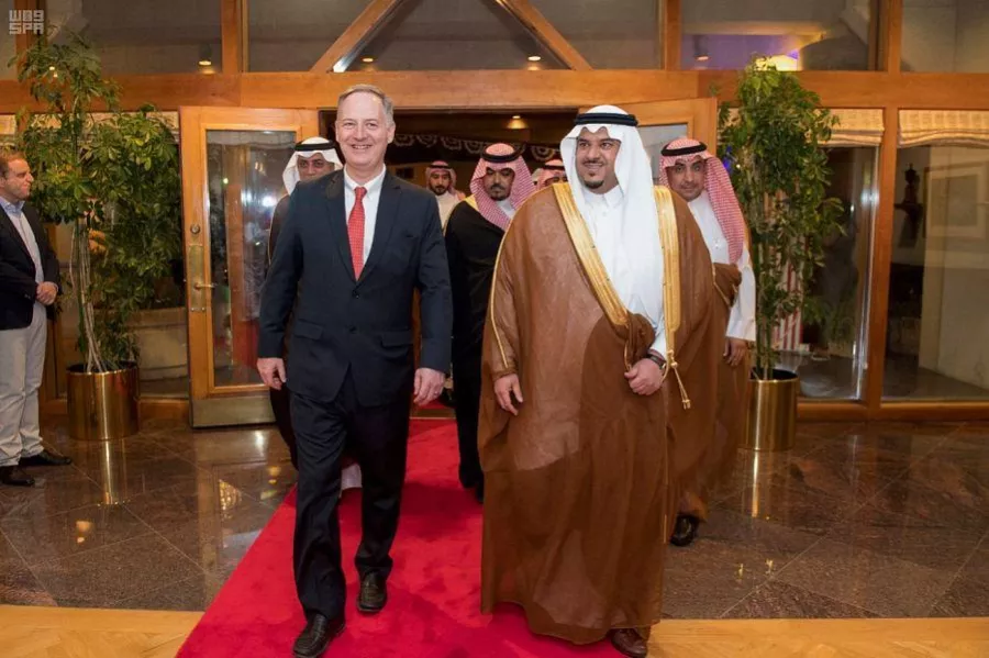 "نائب أمير الرياض" يحضر حفلَ سفارة أمريكا بمناسبة العيد الوطني