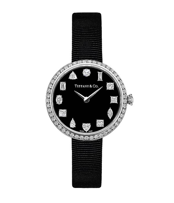 ساعة باللون الأسود لخريف 2021 من تيفاني آند كو Tiffany & Co