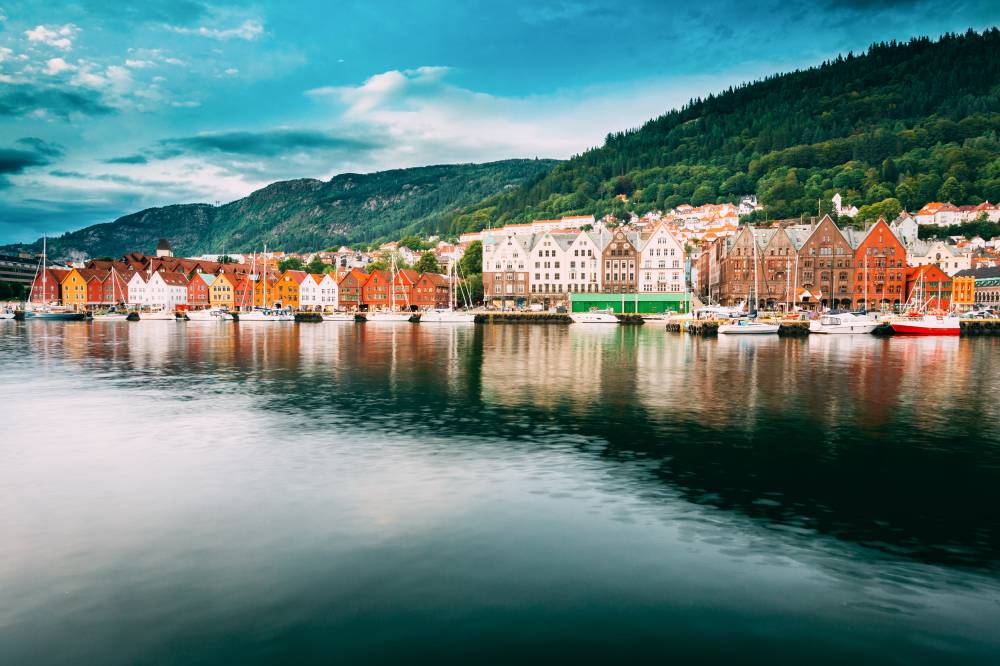 متعة السياحة في بيرغن ثاني أكبر مدينة في النرويج 72721