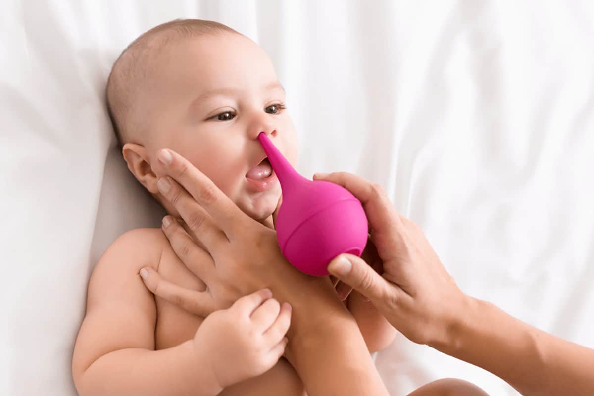 قوة تعتاد على سائل  كيفية علاج احتقان الأنف والصدر عند حديثي الولادة | مجلة سيدتي
