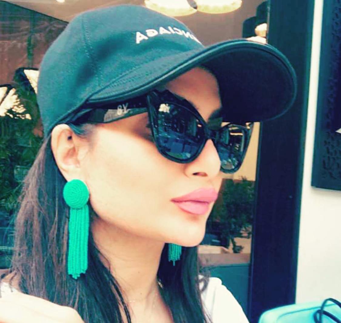 نظارات شمسية مميزة على طريقة أميرة محمد	