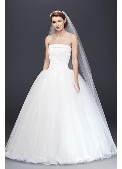 فستان زفاف بدون حمالات