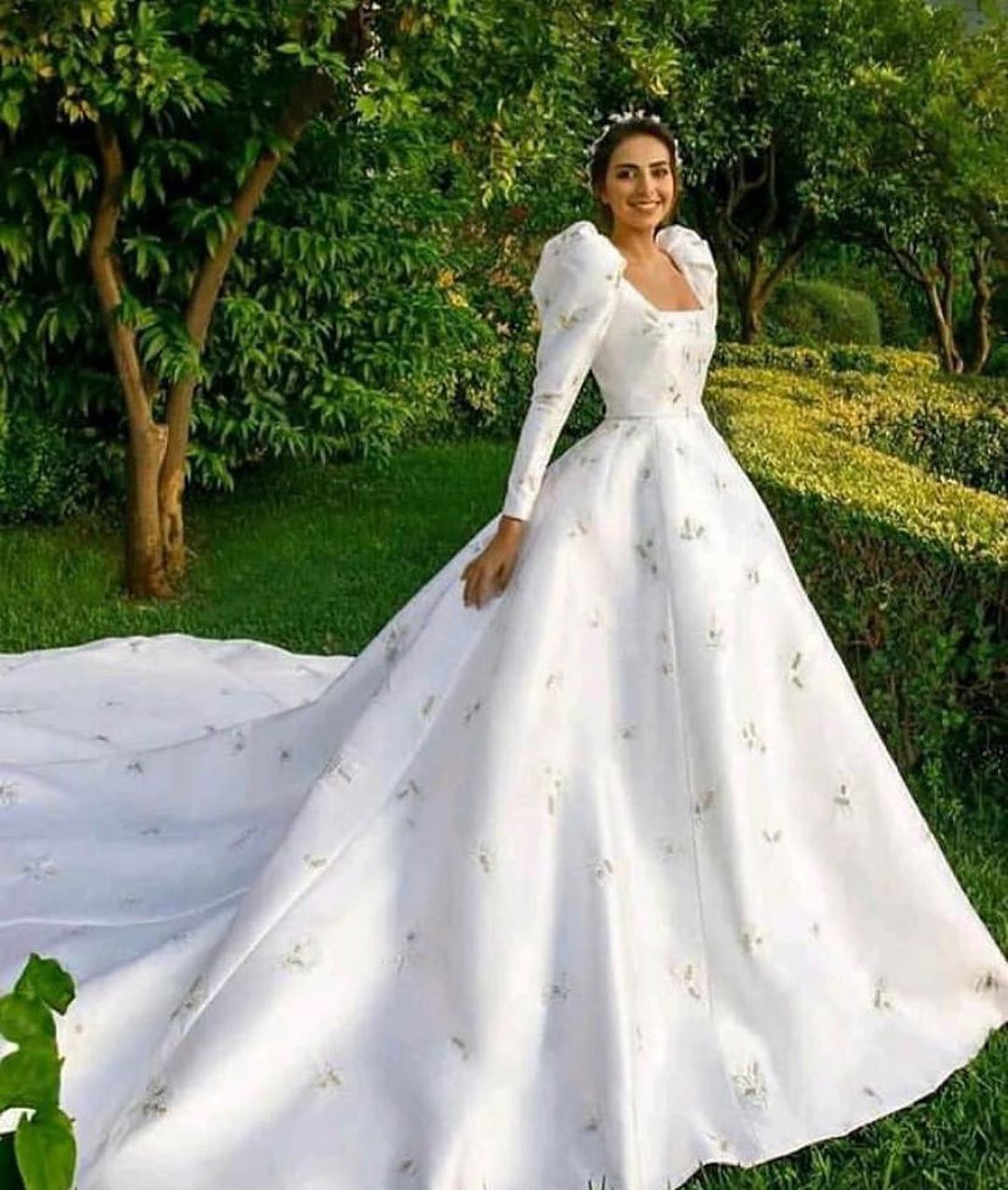 فستان زفاف فاليري أبو شقرا من دار ديور