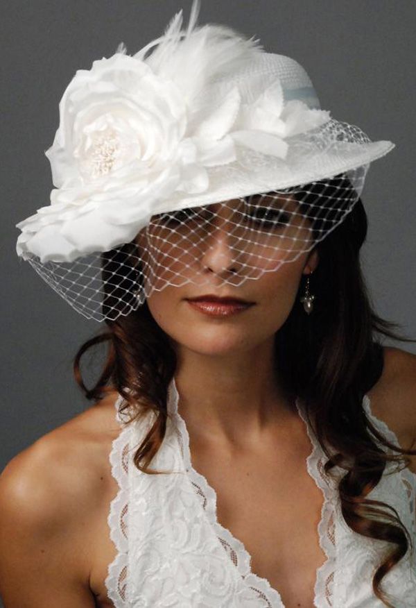 قبعات العروس