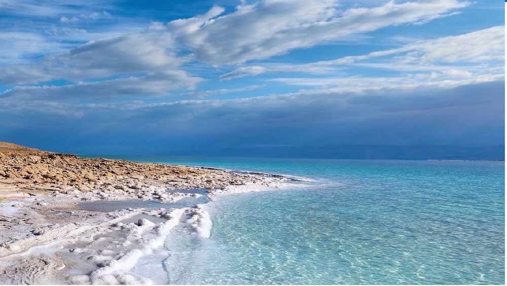  البحر الميت بالأردن