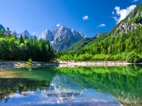 سلوفينيا وجهة سياحية أوروبية لهواة الطبيعة
