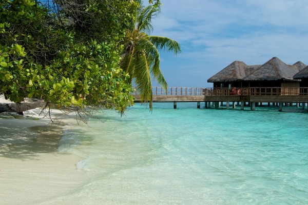 جزر المالديف... هذه تكلفة السفرة إليها