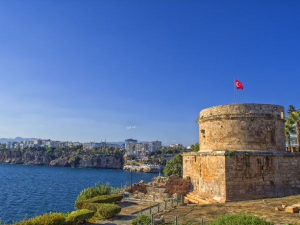 السياحة في تركيا: انطاليا ترضي عشاق الشواطئ وهواة التاريخ