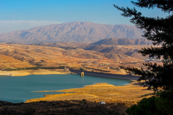 أهم الأماكن السياحية في لبنان Shutterstock_1373111612