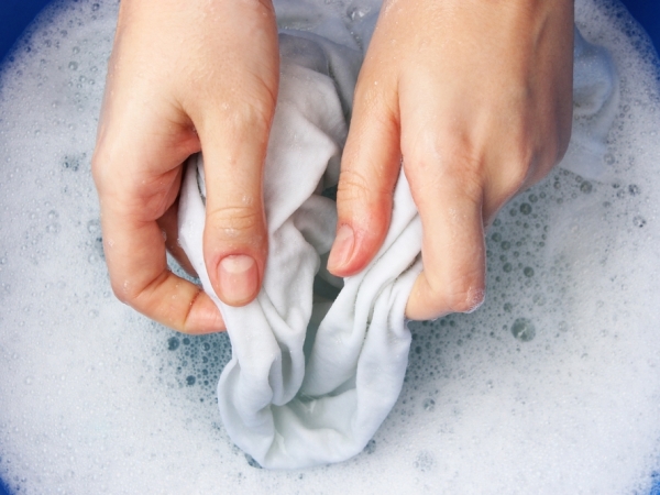  نصائح في التدبير المنزلي لغسيل الملابس 