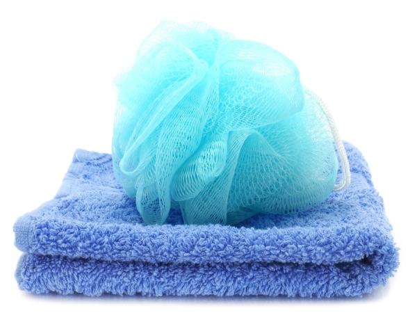 إرشادات في التدبير المنزلي للعناية بإسفنجة الاستحمام