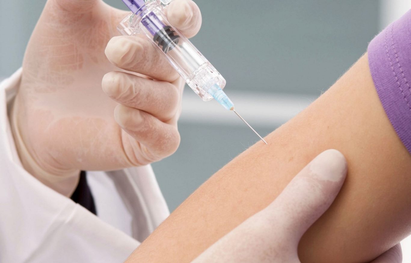 اللقاح وحده قادر على إنهاء أزمة كورونا