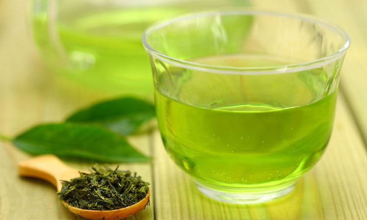 جرّبي الشاي الأخضر لعلاج جرثومة المعدة
