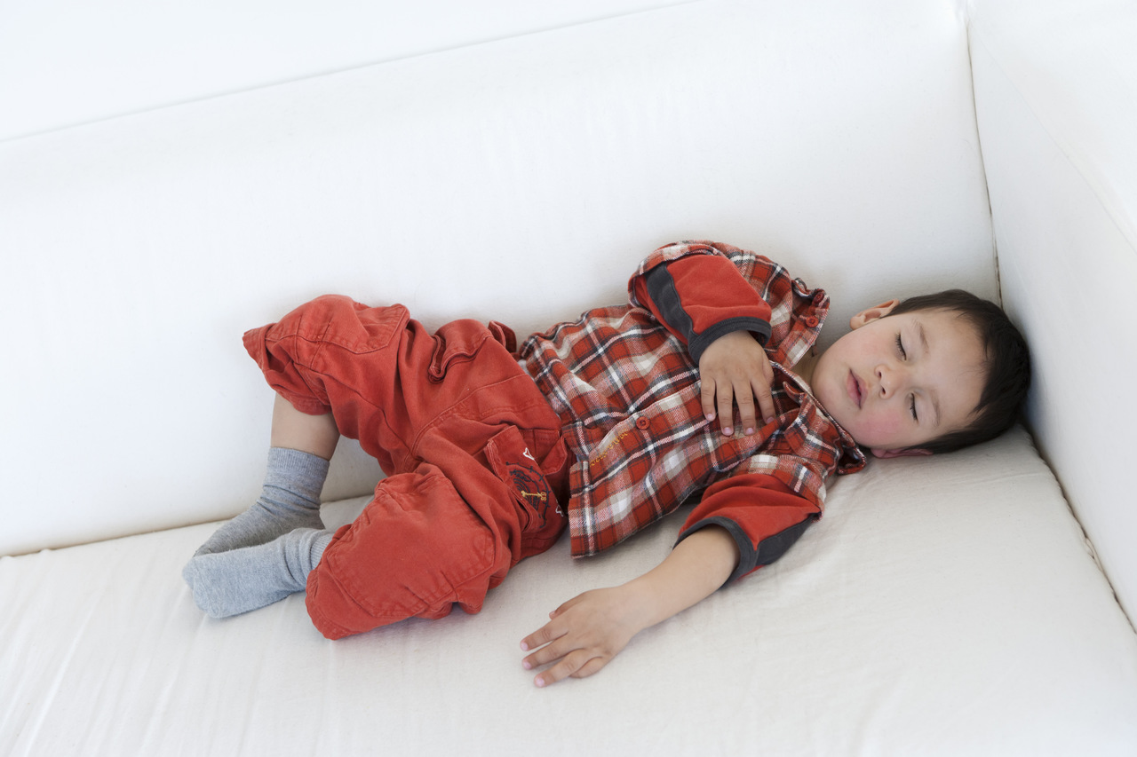 يجب أن تساعد غرفة طفلك على تعزيز النوم الهادئ