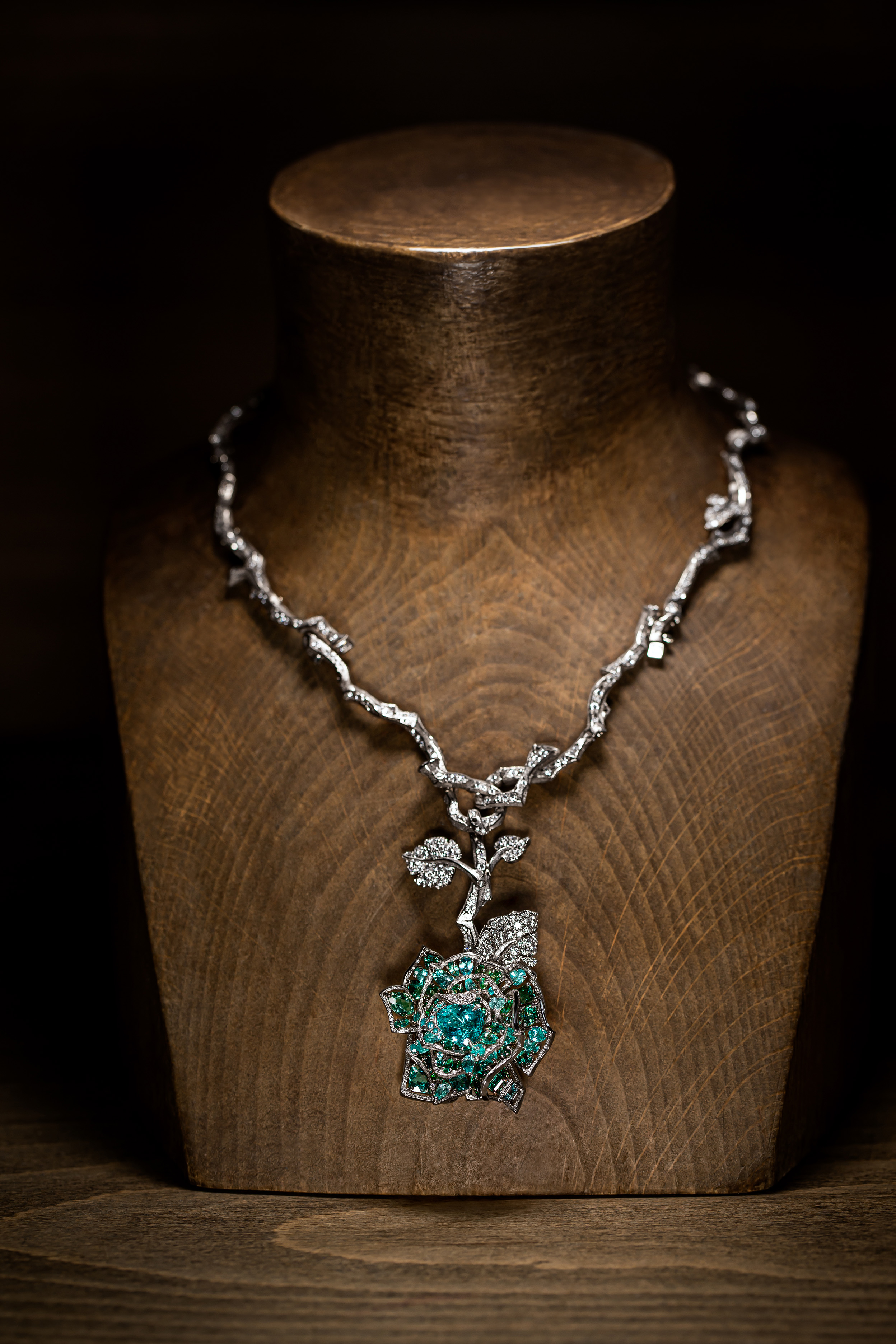 مجوهرات راقية ضمن مجموعة روزديور RoseDior لدار ديور Dior