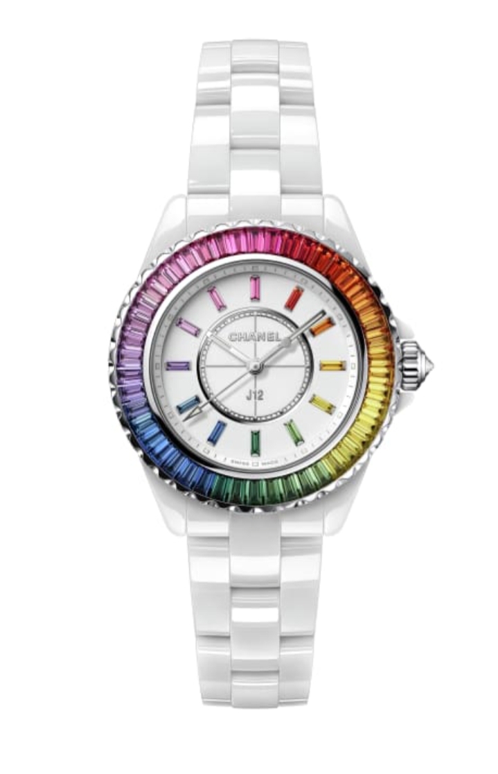 ساعة يد جذابة سيراميك باللون الأبيض من دار شانيل Chanel
