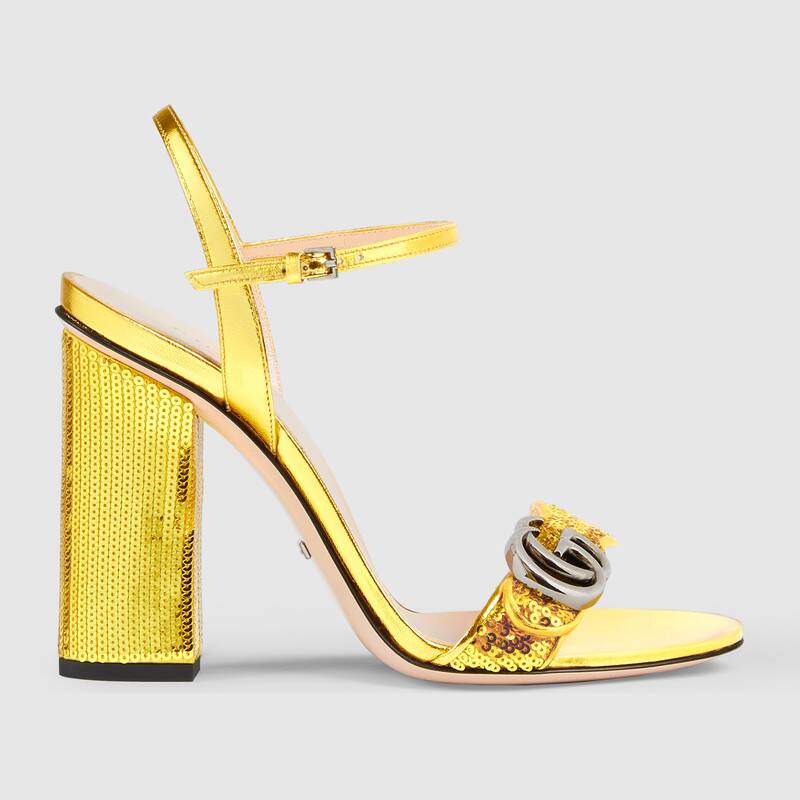 حذاء أصفر لامع من Gucci