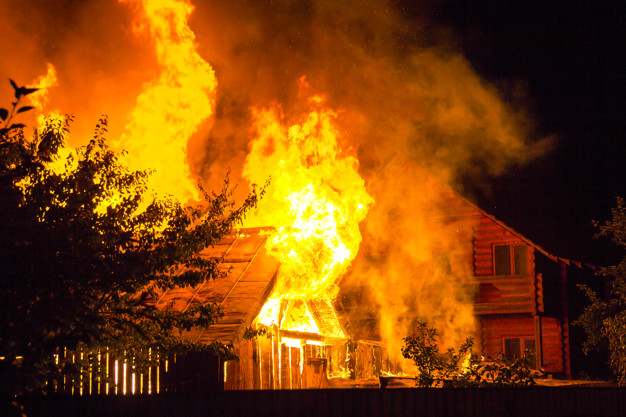 تفسير حلم الحريق في البيت | مجلة سيدتي