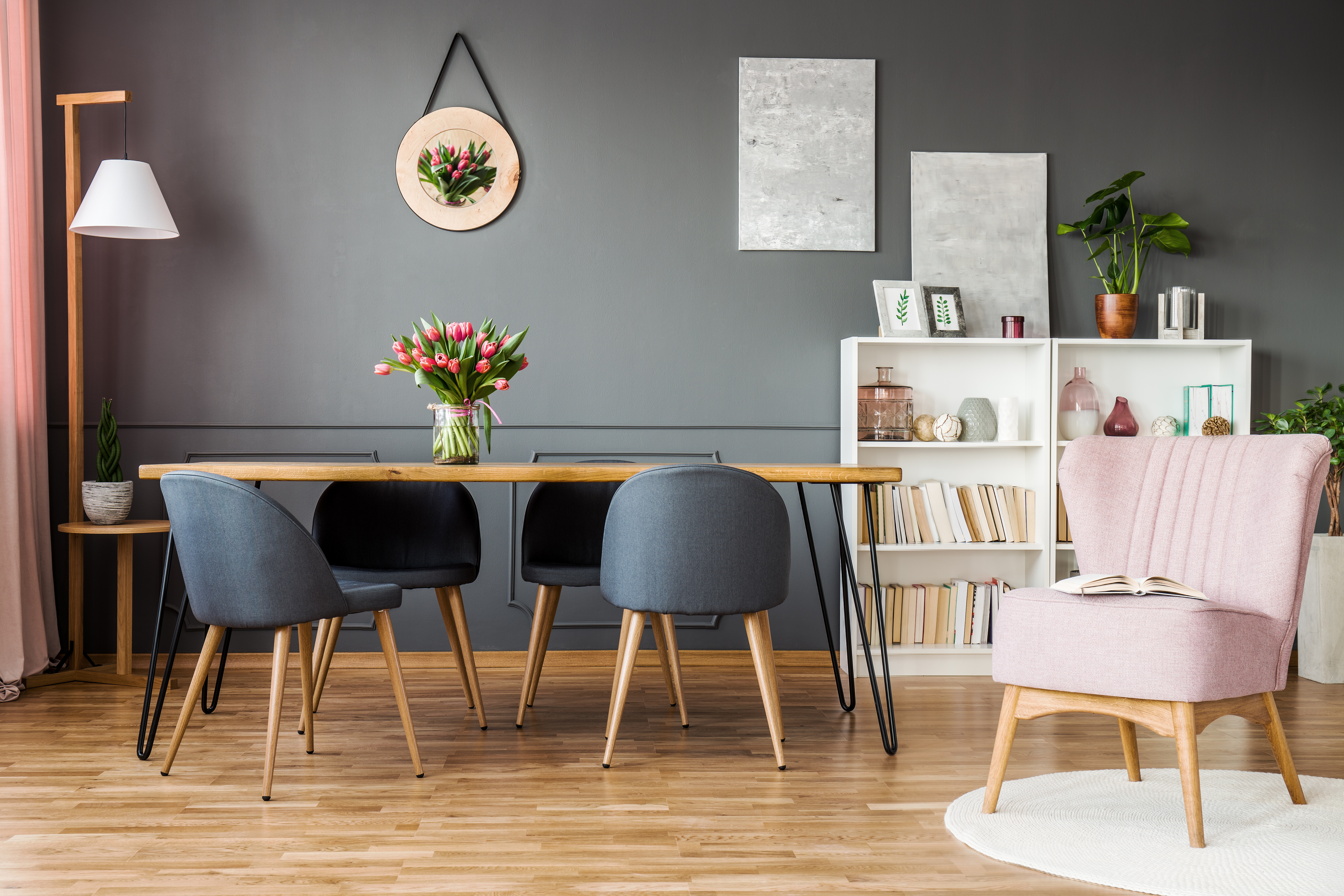 pink-and-grey-dining-room-p5rzab6.jpg