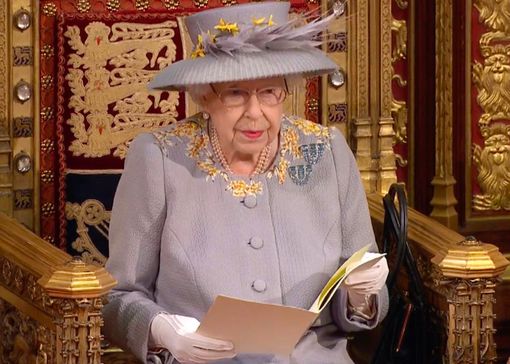 الملكة إليزابيث- الصورة من موقع ديلي ميل