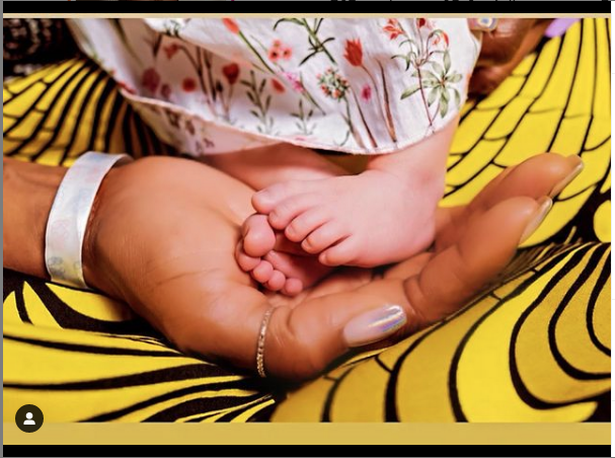 إعلان نعومى عن ولادة ابنتها- الصورة من موقع ميرور