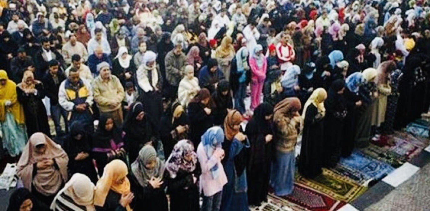صلاة العيد سنة للنساء بشروط