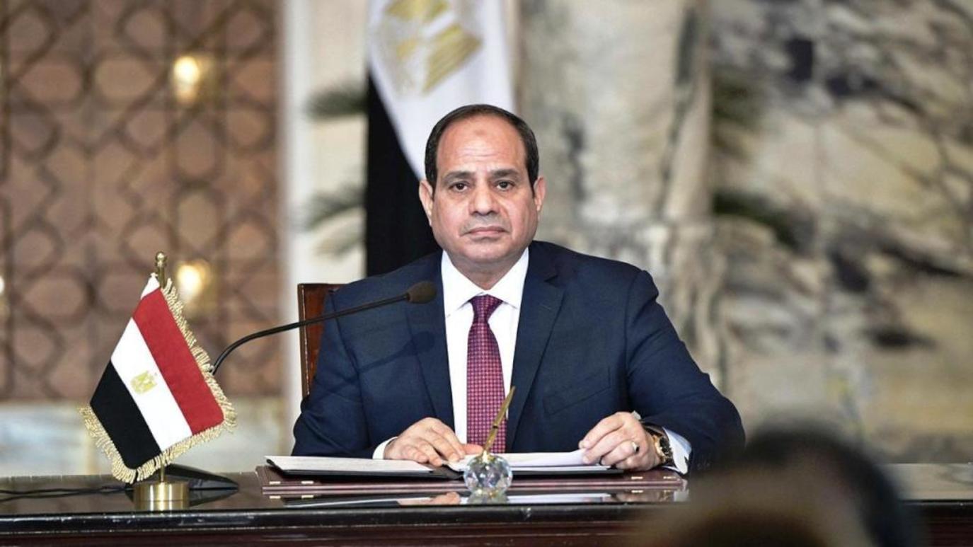 الرئيس المصري عبد الفتاح السيسي ينعي وفاة سمير غانم | مجلة سيدتي