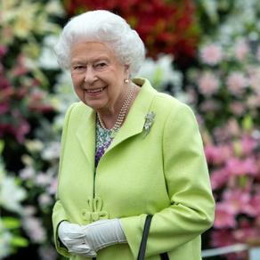 Britain's Queen Elizabeth II visits the 2019 RHS Chelsea Flower Show in London on May 20, 2019. The Chelsea flower show is held annually in the grounds of the Royal Hospital Chelsea. Geoff Pugh / POOL / AFP