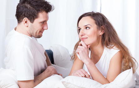 هل أنتِ "حواء" المبادرة التي تحتوي هموم زوجها؟
