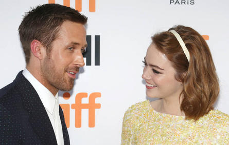 La La Land يحصد جائزة مهرجان تورونتو السينمائي.. فهل يبشّر بالأوسكار؟