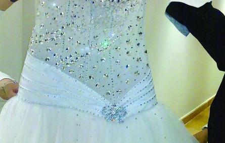 تحت رعاية الأميرة البندري الفنانة أحلام تحيي حفل الزواج الجماعي في الرياض