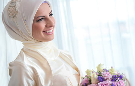 عروس سعودية تكشف لـ "سيدتي" حقيقة تبرعها بمهرها لمريض