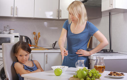 10 نصائح للتعامل مع انتقائية طفلك للطعام