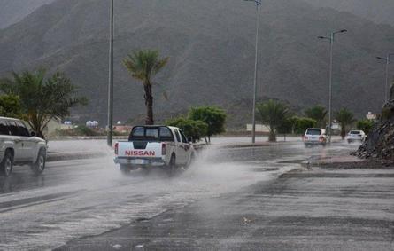 مدني جدة: الأمطار تسببت في تماسات كهربائية أدت للانقطاع