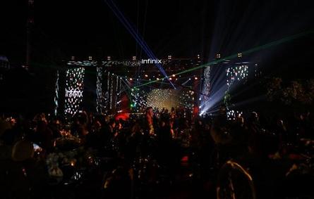 بالصور: جنات تحيي حفل رأس السنة في قلعة صلاح الدين