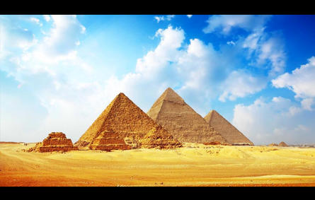 أمريكي يكشف «السبب الحقيقي» لبناء الأهرامات الفرعونية.. تعرف إليه