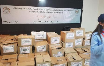 رواد ومرشدات الكشافة العرب يبدؤون توزيع السلال الغذائية الرمضانية