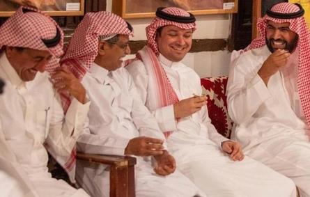 وزير الثقافة يستضيف المثقفين السعوديين على مائدة إفطار رمضانية