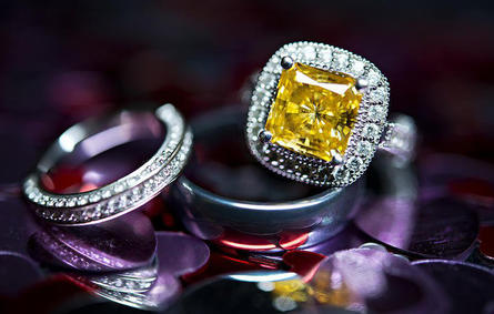 عروس أيلول تعشق الماس الأصفر!