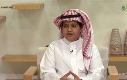 طفل سعودي يبتكر روبوتاً يساعد المرضى على أخذ أدويتهم