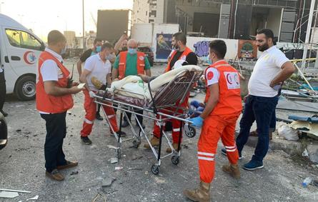 مساعدات مركز الملك سلمان للإغاثة بعد انفجار بيروت