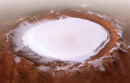 اكتشاف شبكة بحيرات ضخمة على سطح المريخ