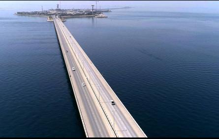 المؤسسة العامة لجسر الملك فهد تبيّن سفر من هم دون الـ 18 عاماً إلى البحرين