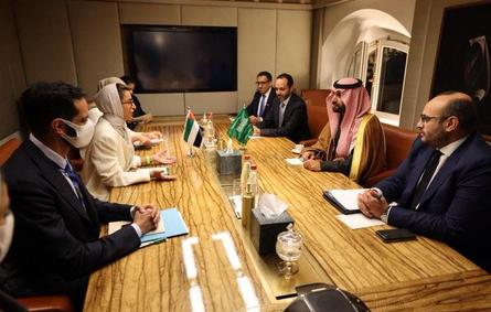 وزيرة الثقافة الإماراتية تلتقي نظيرها السعودي في اليونسكو- الصورة من حساب نورة بنت محمد الكعبي على تويتر